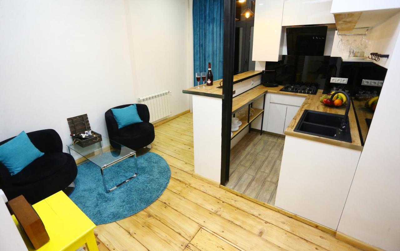Tiflis Hutアパートメント エクステリア 写真