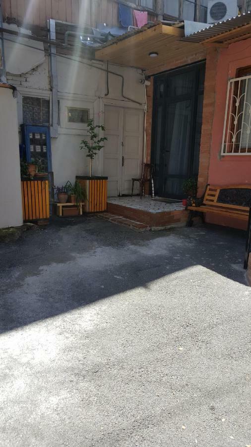 Tiflis Hutアパートメント エクステリア 写真